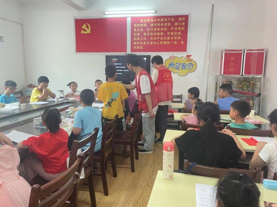 铁炉村周边社区服务活动