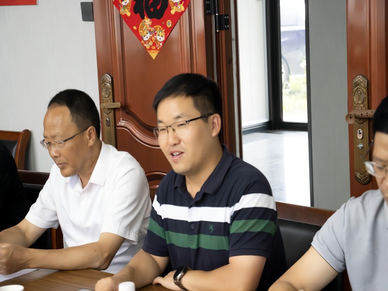 图2 金牛镇党委书记刘书虎发言