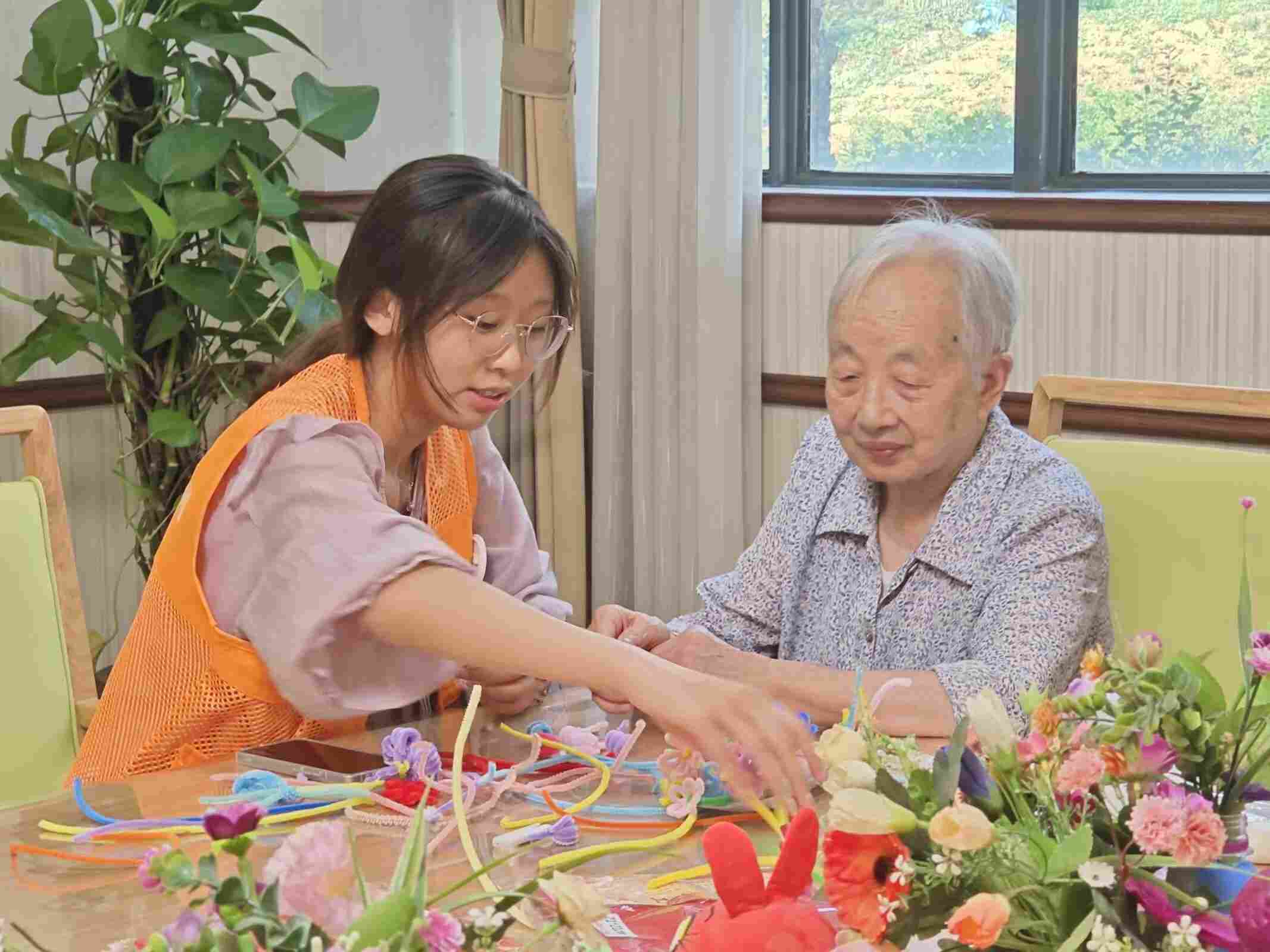 Ժ֮УϡϢѧԺʵӸϳḣĿչʵ