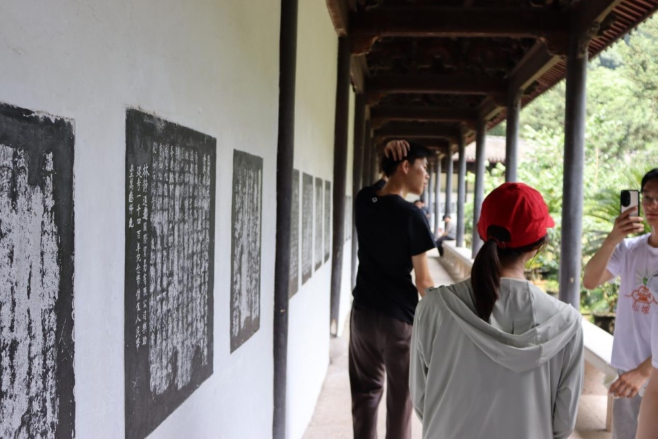 海大学子赴浙江天台：品非遗文化，踏晓山青青