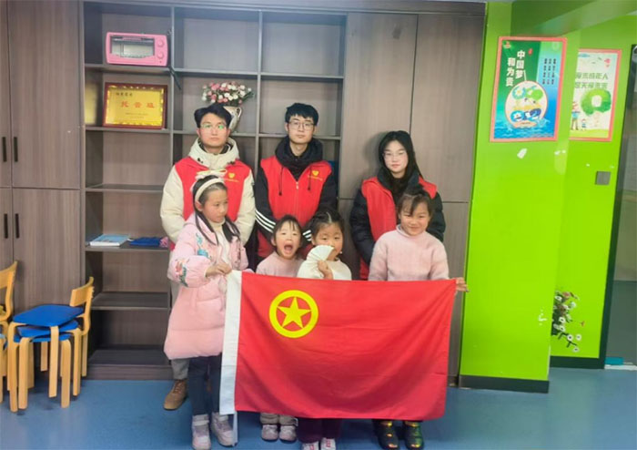 花园村公益小课堂实践——在奉献中成长，为乡村儿童点亮希望