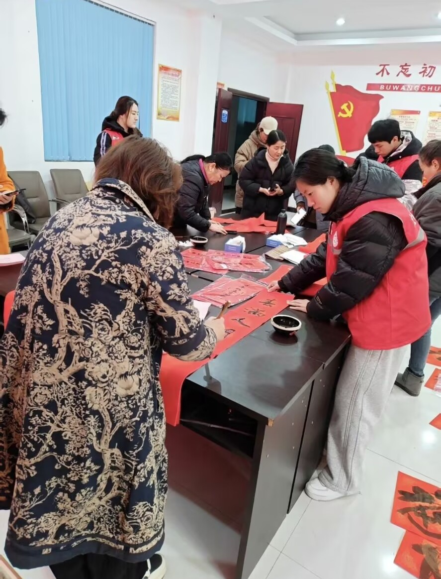 ����������չ����īӭ�´����������֡�ӭ�´��