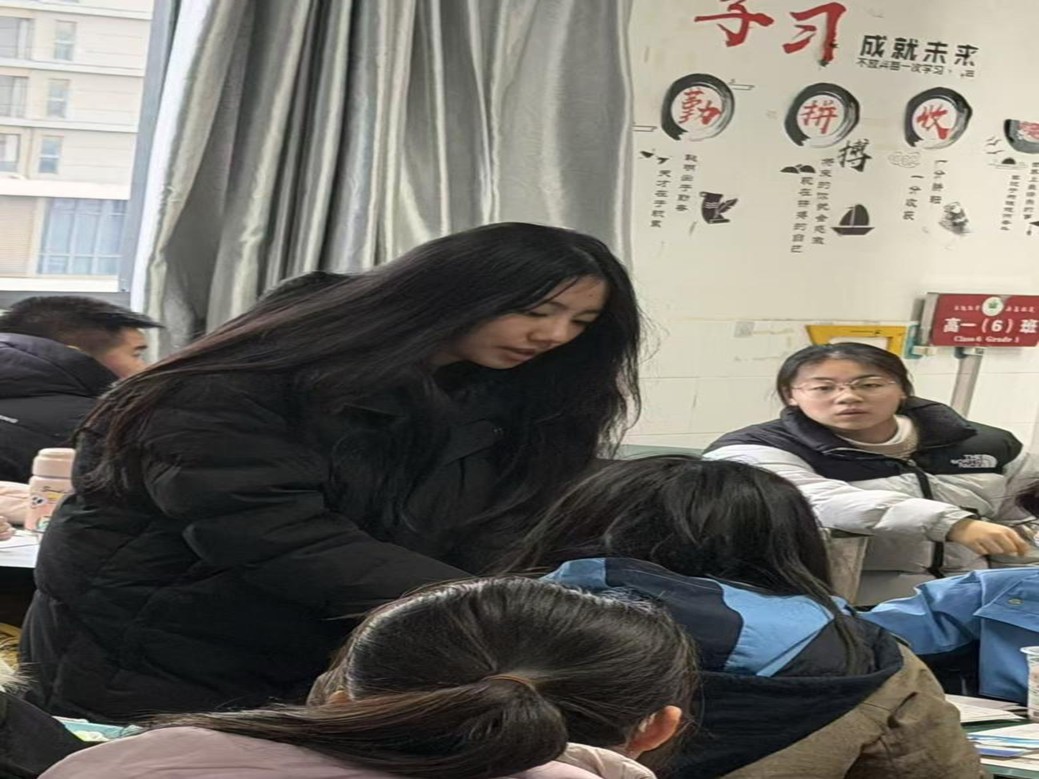 ɽ����ѧ��������ѧ�ӻط��ϲ���ĸУ�����ഺ��������ѧ������