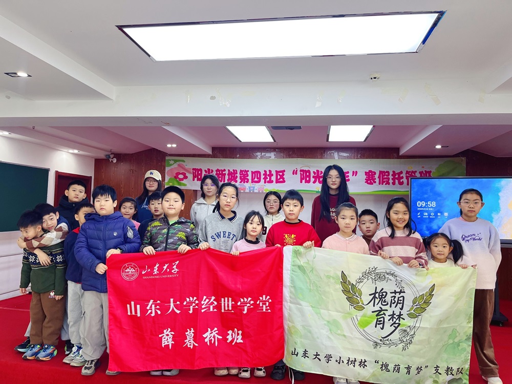 ��������֧�̶��߽��������������Ȱ�Ϊ��ɫ����������ɳ��ǹ�