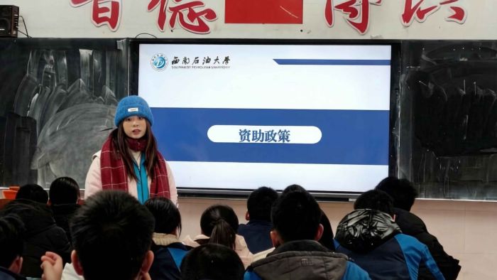 ��ϵĸУ����ů �������߻��ɳ�