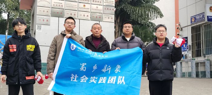 ���������󡱻��Ĵ�������˻���������ѧ��ʵ����̽���Ĵ�������˶�Ԫ·��