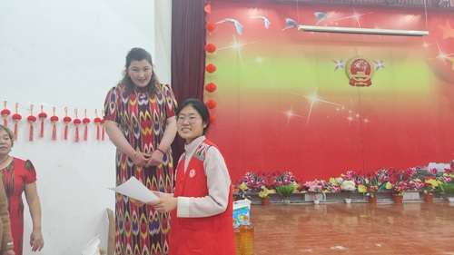 �߽�����������ɫ���֣��ഺʵ�����������Ž�֮��