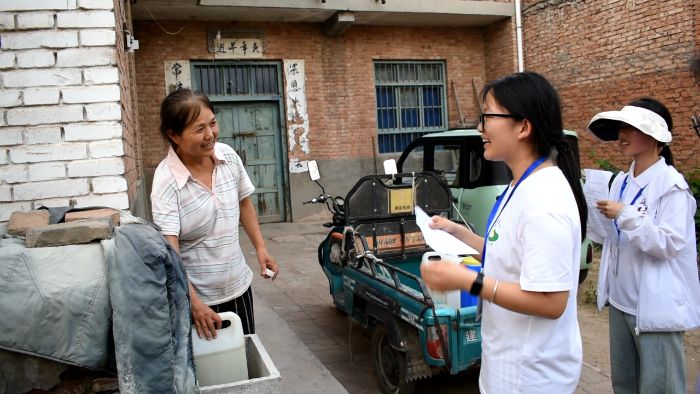 �Ӵ�ѧ�Ӹ����ȣ����ܺ����Ʒ�ƣ���׼Ӫ�����г�