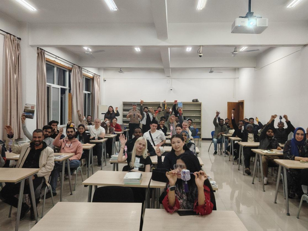 ָ���ҩ�� ��������� �����������ѧ�ӽ�����ҽ����֮��