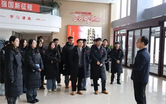 ���ִ�ѧ�о��������Ƽƻ�����չ�������ʵ������