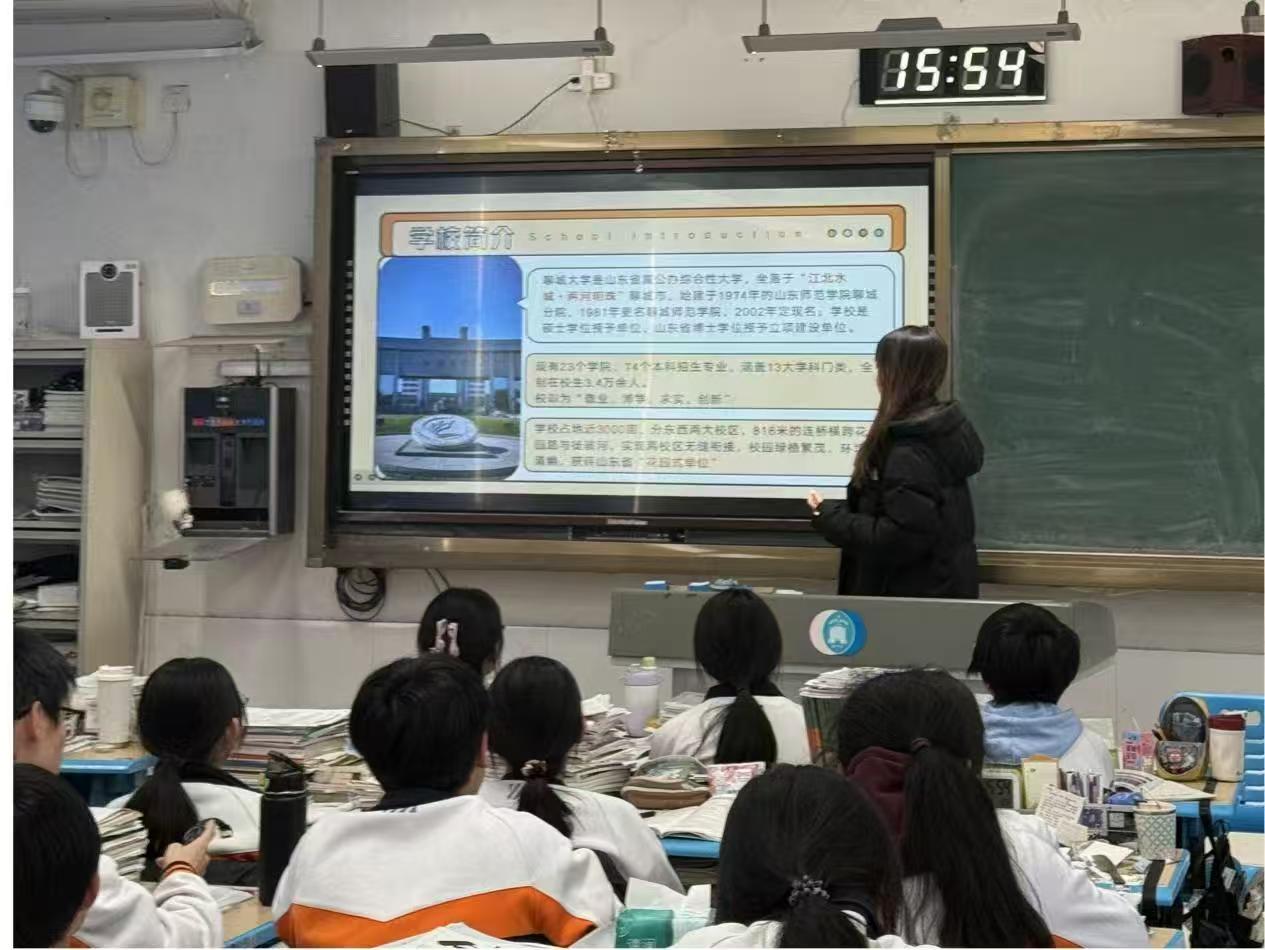 ��ϵĸУ��н���ഫ ����ҽѧԺ�߽���Ӫ�е�һ��ѧ��չ��ĸУ�С������