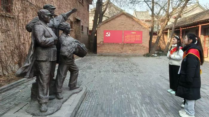 �ĳǴ�ѧ��ѧ����ѧԺ���־Ը������߽��ĳǵ�ίר���ַ����ݣ�������ɫ��ַ������ʱ������