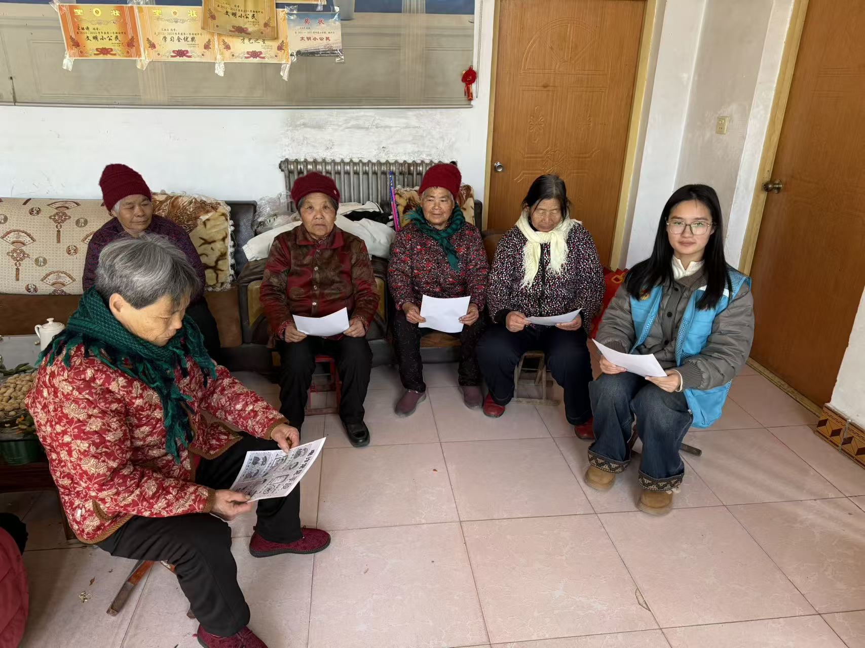 �ĳǴ�ѧ����˼����ѧԺ��չ"�´���թ�����,ů���ػ�����Ǯ"���ʵ���