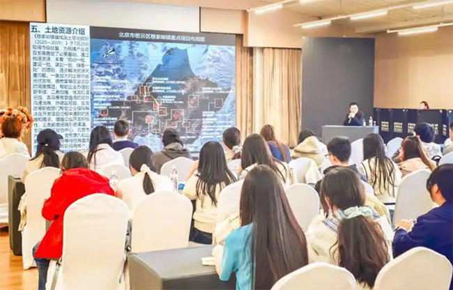 35֧��ѧ���Ŷ��߽�������壬���ഺ�ǻ۸��ܾ�������