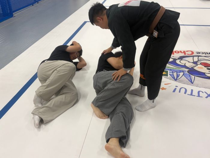 ���ϴ�н  ��������|������ͨ��ѧS6259��֧��������Э�����Ͽ�չ�������