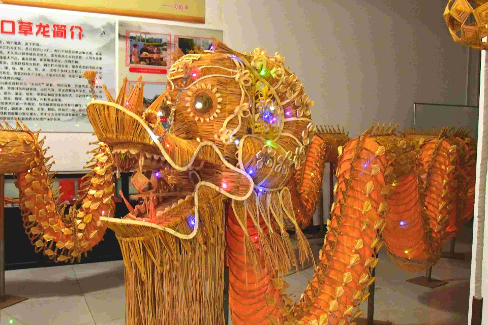 �����й��� �ഺ��н��������ƾ�ְҵѧԺ��ө�����ϡ����ʵ���ӷ���ʵ����