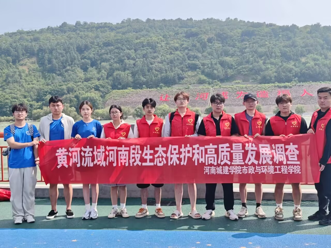 Ѱ�λƹ��̵䷶ ���ഺ���������������ϳǽ�ѧԺ����С�ࡱ������߽�С�˵׿�չʵ������