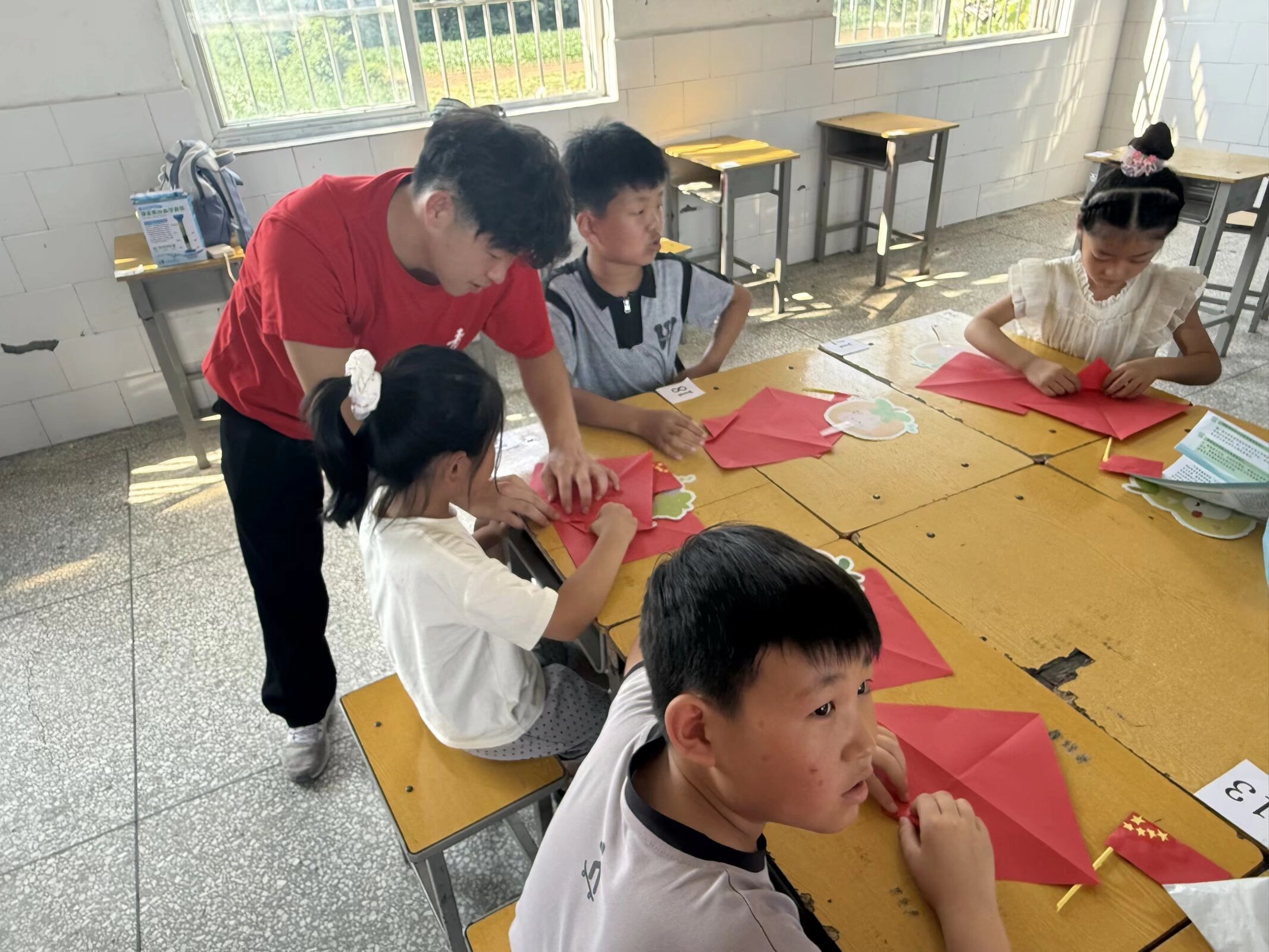 �����������硱�٣����������Ρ��ȷ�Ӹ�Ф��ׯ�忪չ���ʵ��