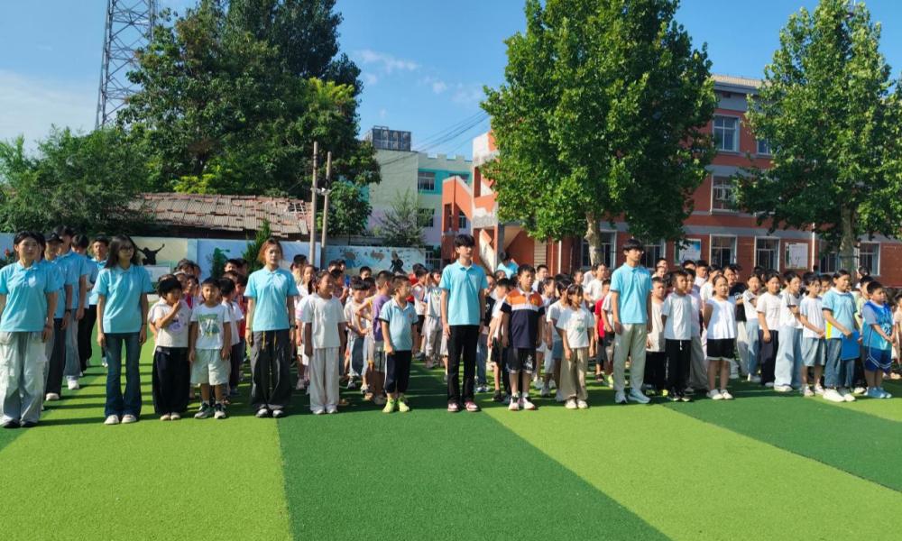 �����������³̣���������չӢ�ˣ���֮�����������ʵ���ſ�չ������ʽ���˶���佱�