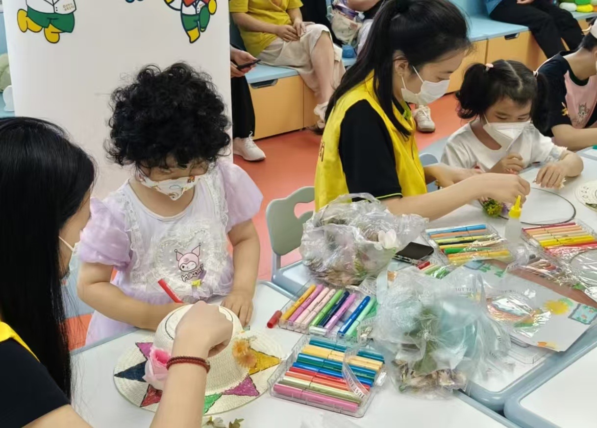 ����ʵ�� �������ж�|�ྩ����ѧԺ΢�������ţ��������硱���ڴ�ͳ�ֹ����ůͯ�Ĺ�����